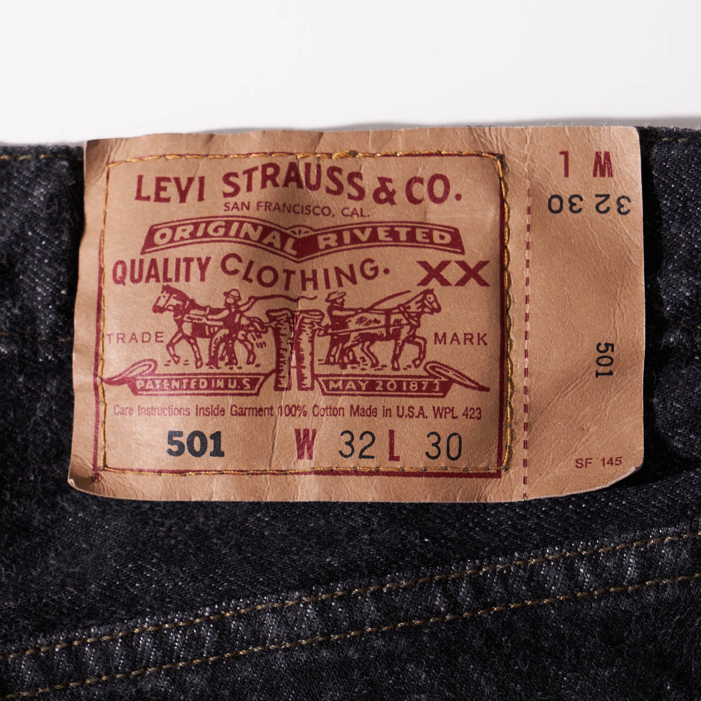 Levis 501 denim pants