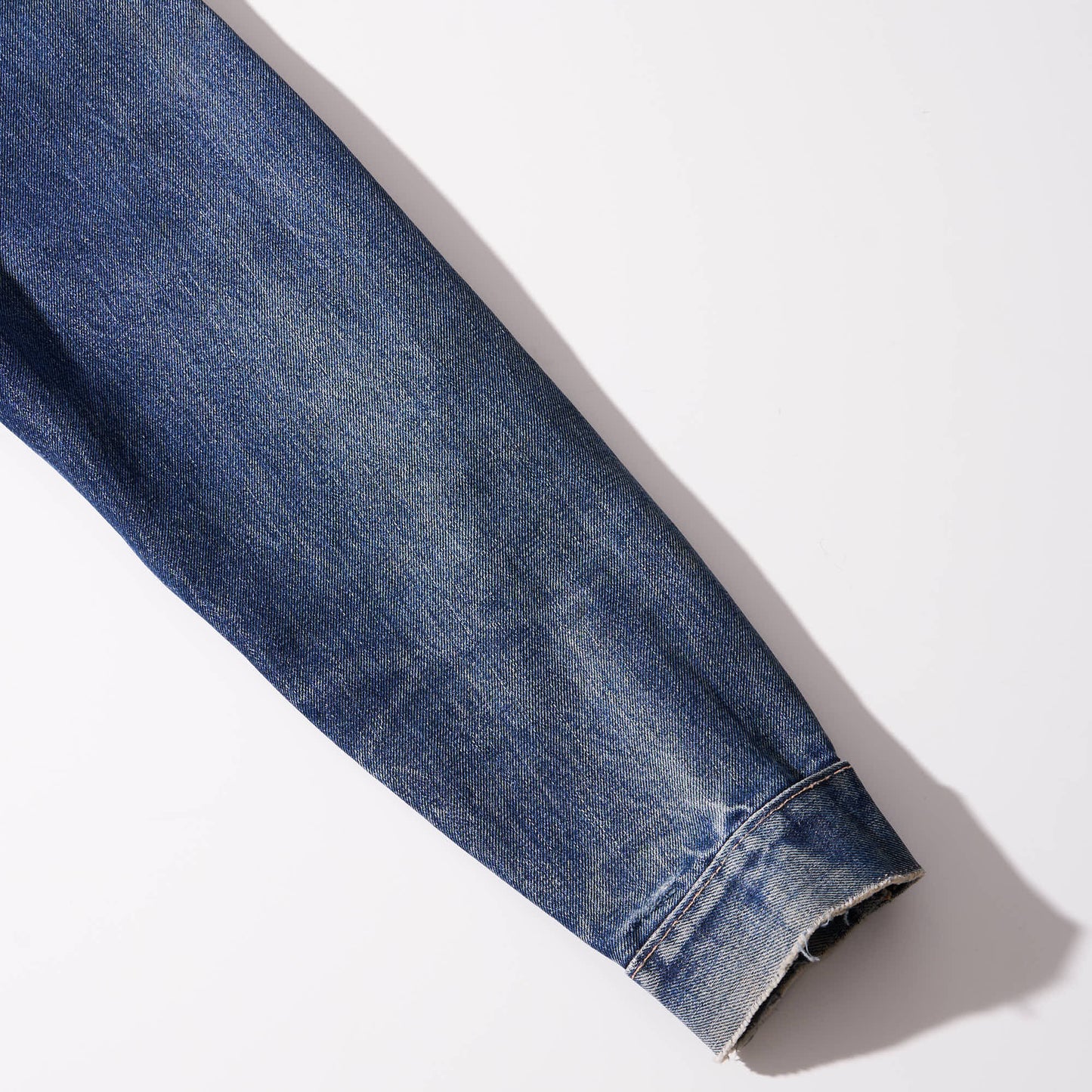 levi's 557 denim jacket