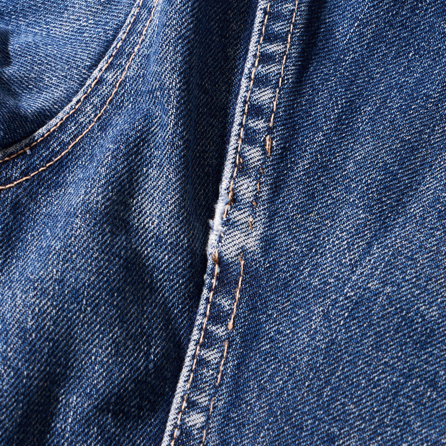 levi's 557 denim jacket