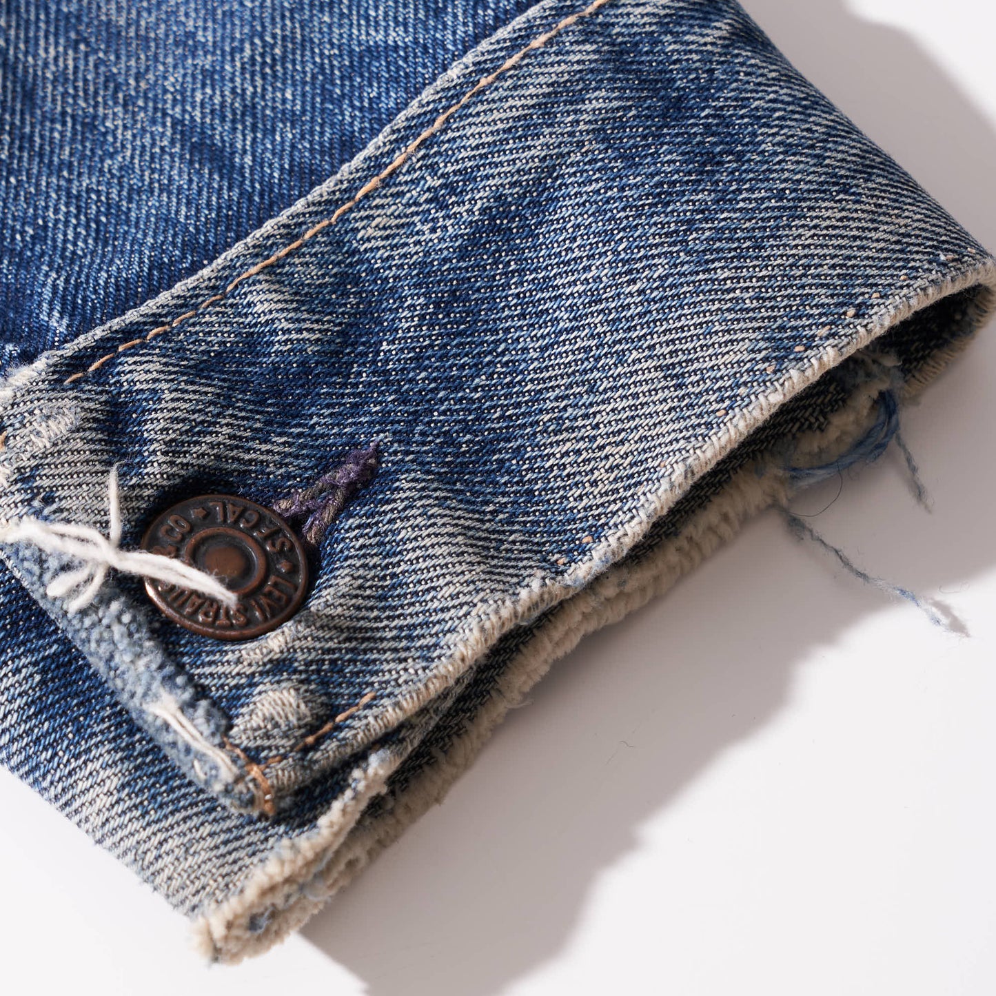 levi's 557 denim jacket