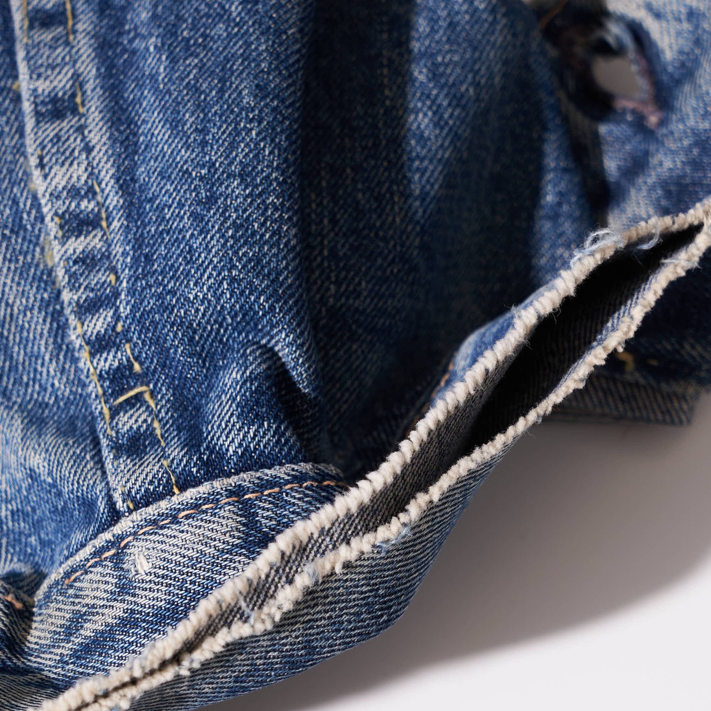 levi's 557 denim jacket